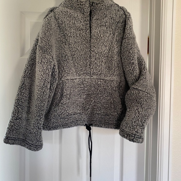 Sundance Trembly Sherpa Pullover - Picture 3 of 4